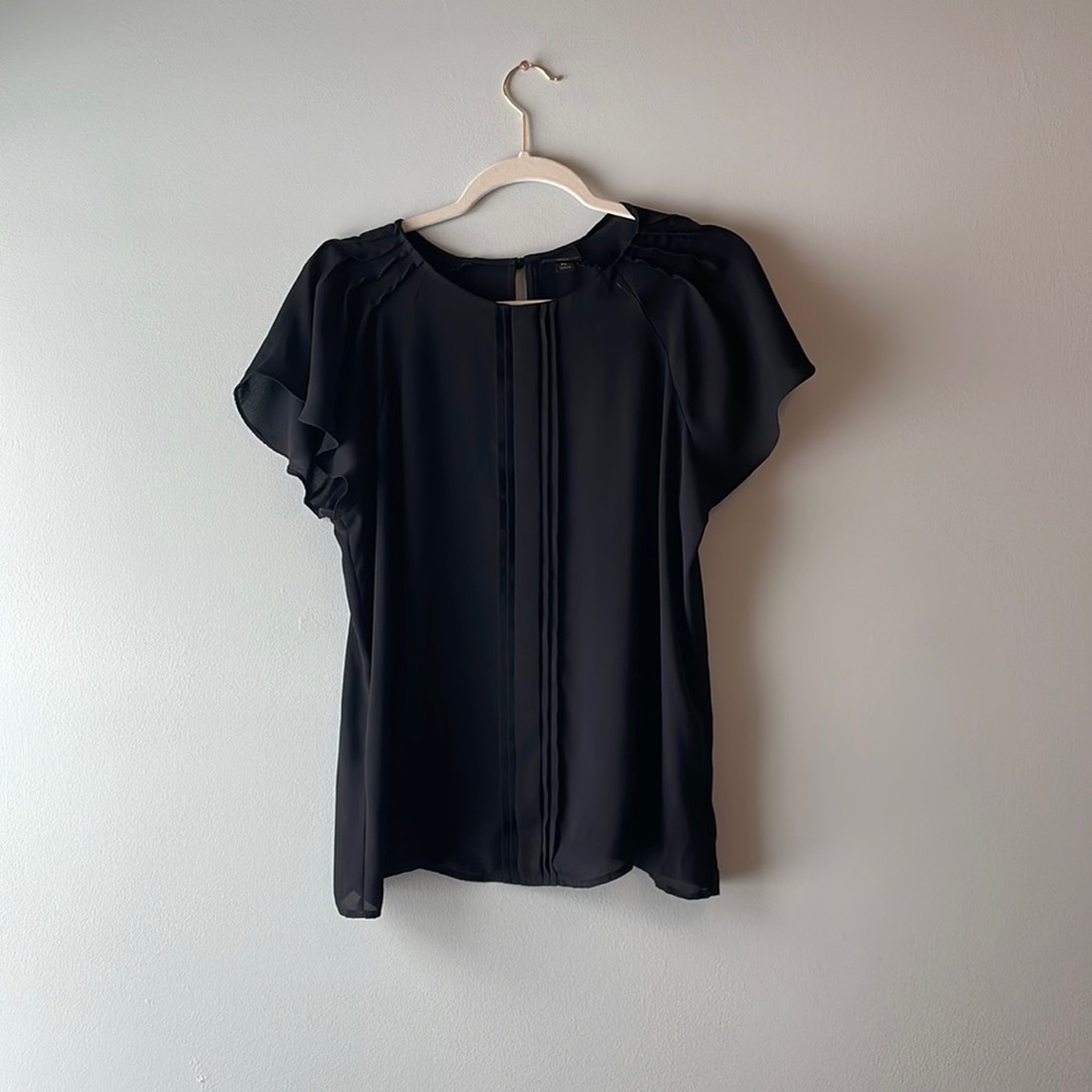 Black short sleeve see through blouse with pleats